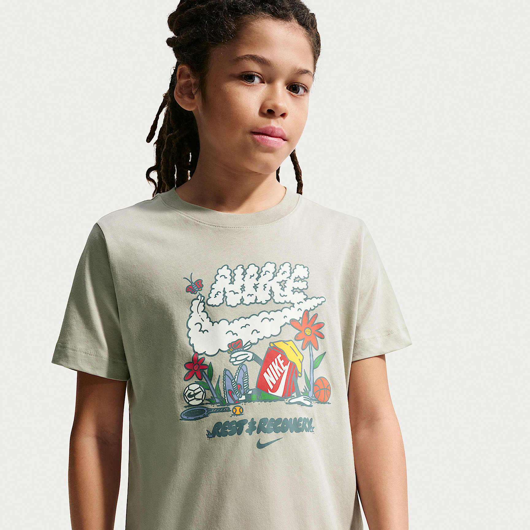 Nike Sportswear Older Kids' T-Shirt. Nike IL